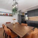 Hedonic Penthouse With Rooftop Pool & Sea View Apartmán