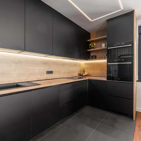 Apartmán Hedonic Penthouse With Rooftop Pool & Sea View *